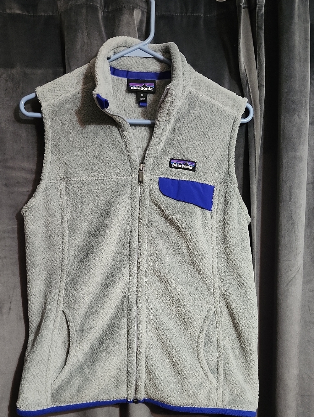 Patagonia Women's Fleece Vest in Light Gray with Blue Accents